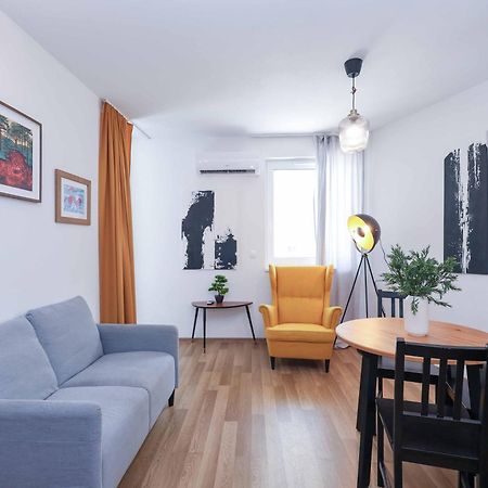 Adamick Place In City Centre With Free Parking Διαμέρισμα Μπρατισλάβα Εξωτερικό φωτογραφία